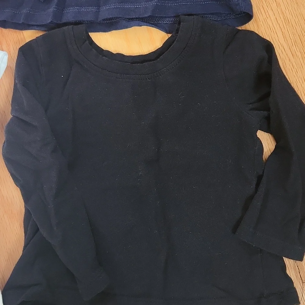 Children's Place Long Sleeves Tees set of 4 Size 12-18 months